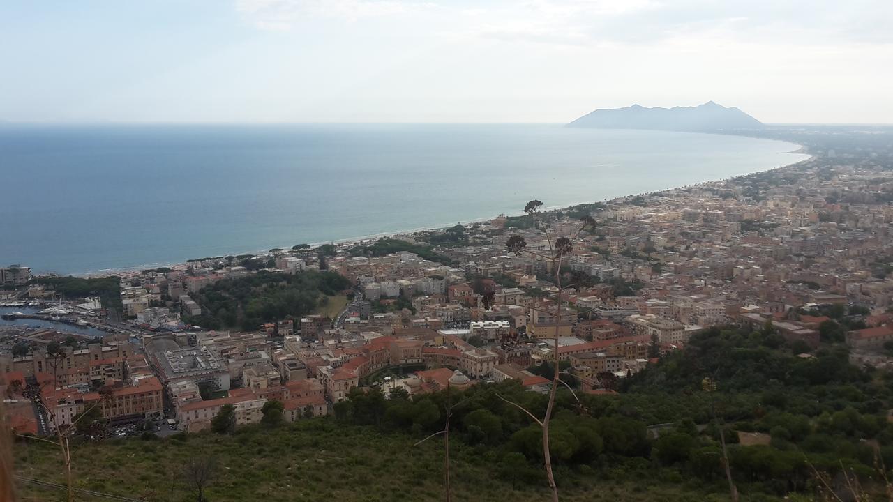 B&B Terracina Holiday מראה חיצוני תמונה